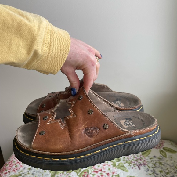 Vintage Doc Martens Platform Slides, size 6 - Picture 5 of 6